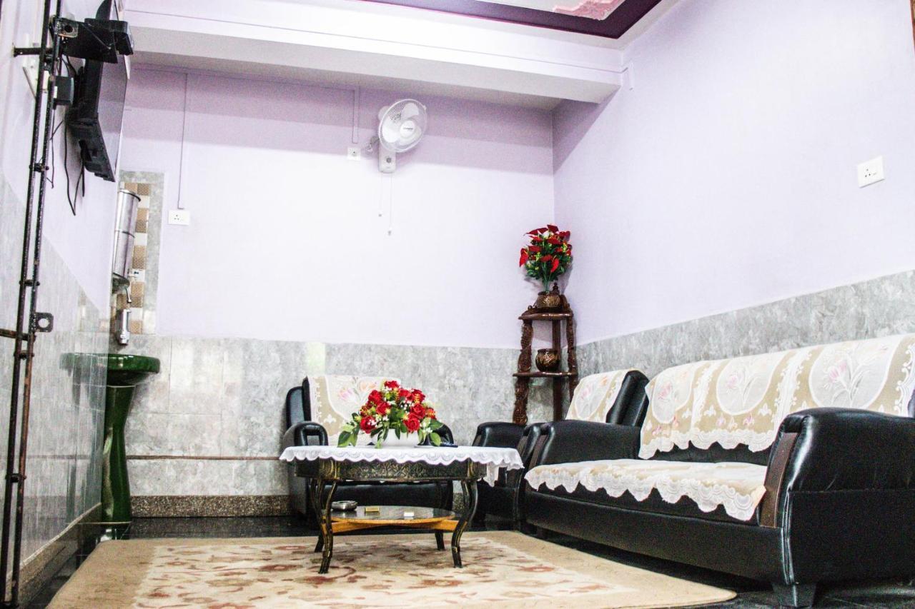 Promudini Guest House Shillong Esterno foto