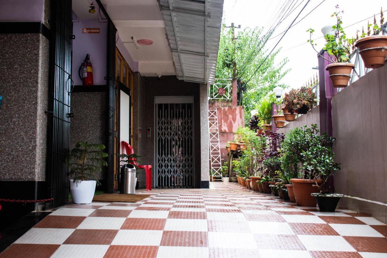 Promudini Guest House Shillong Esterno foto